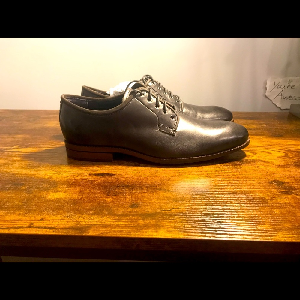 Cole Haan Warner Grand Shoes: Size 10.5